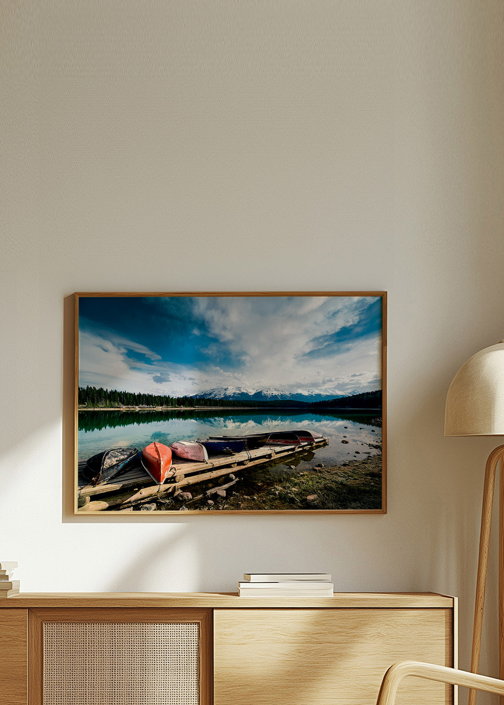 Landskapskonst med kanoter på bryggan – Product3