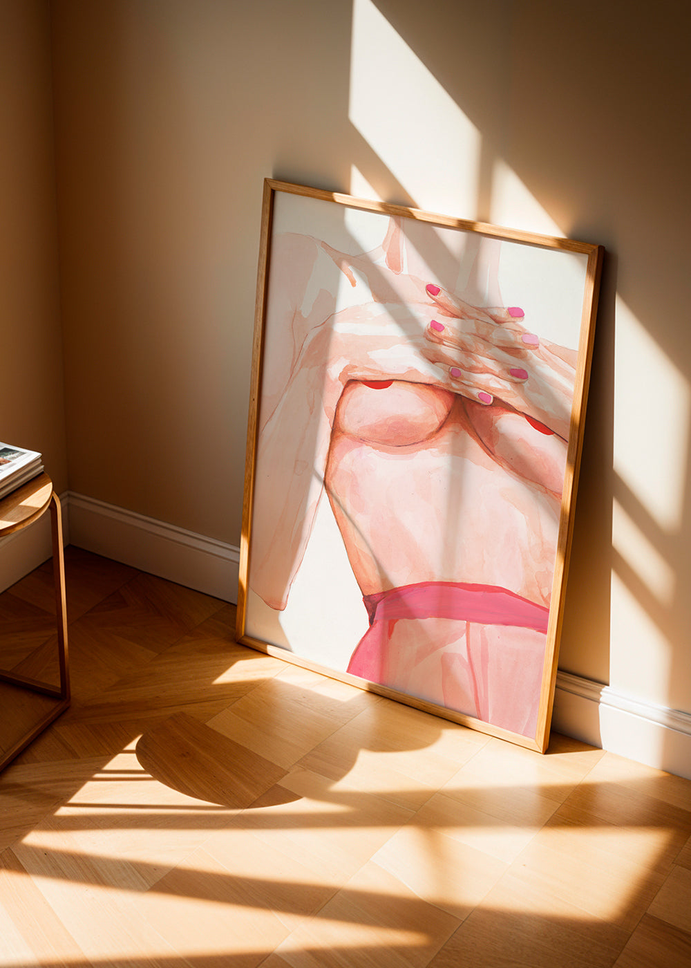 Illustration: kvinnlig torso akvarell