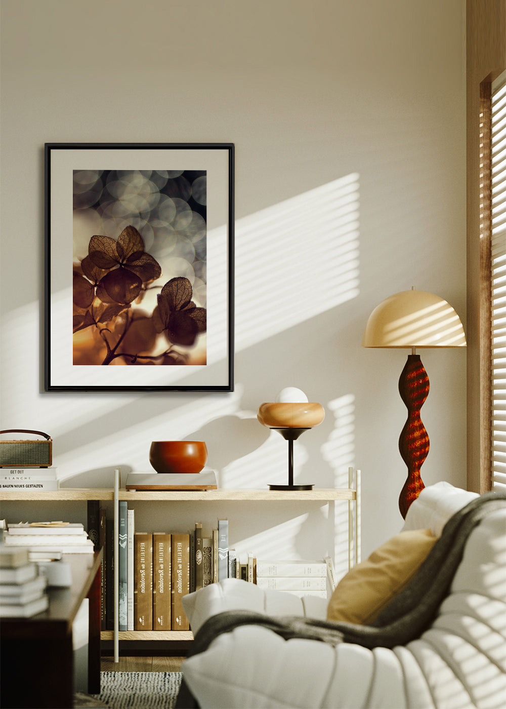 Botanisk poster: torkade blommor i mjuk bokeh