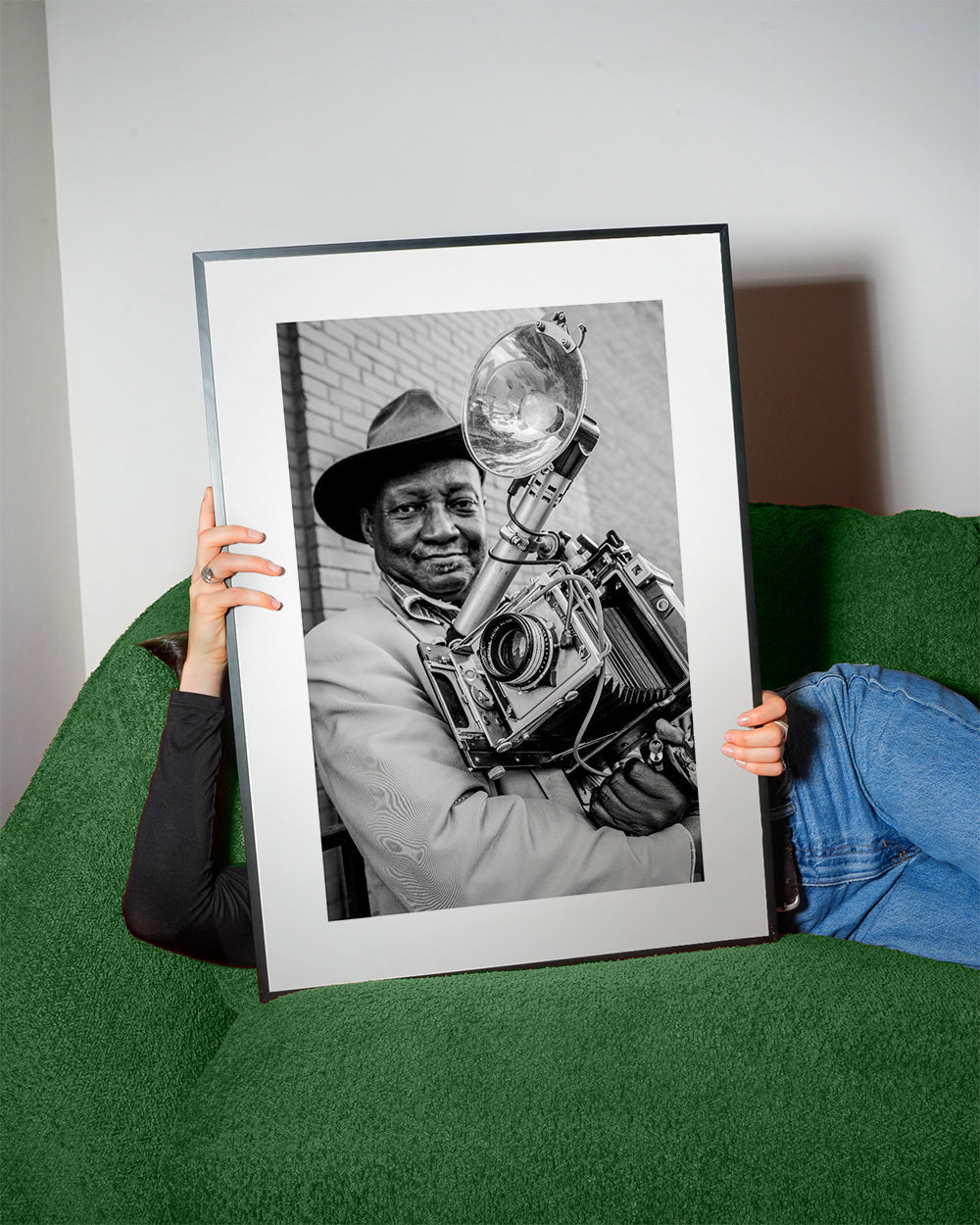 Gatufotograf med vintagekamera