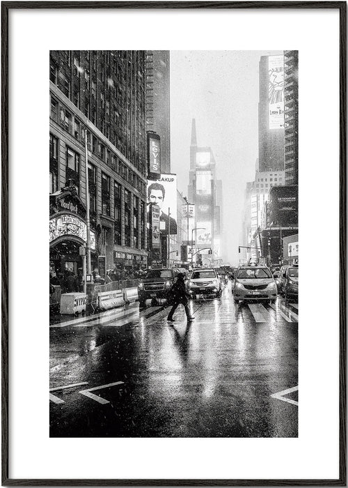Stadstavla svartvit: Times Square i regn