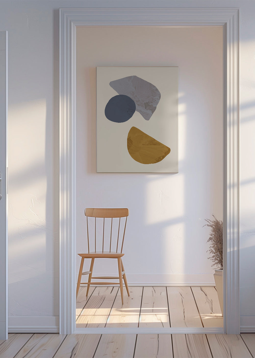 Abstrakt konstverk med organiska beige former