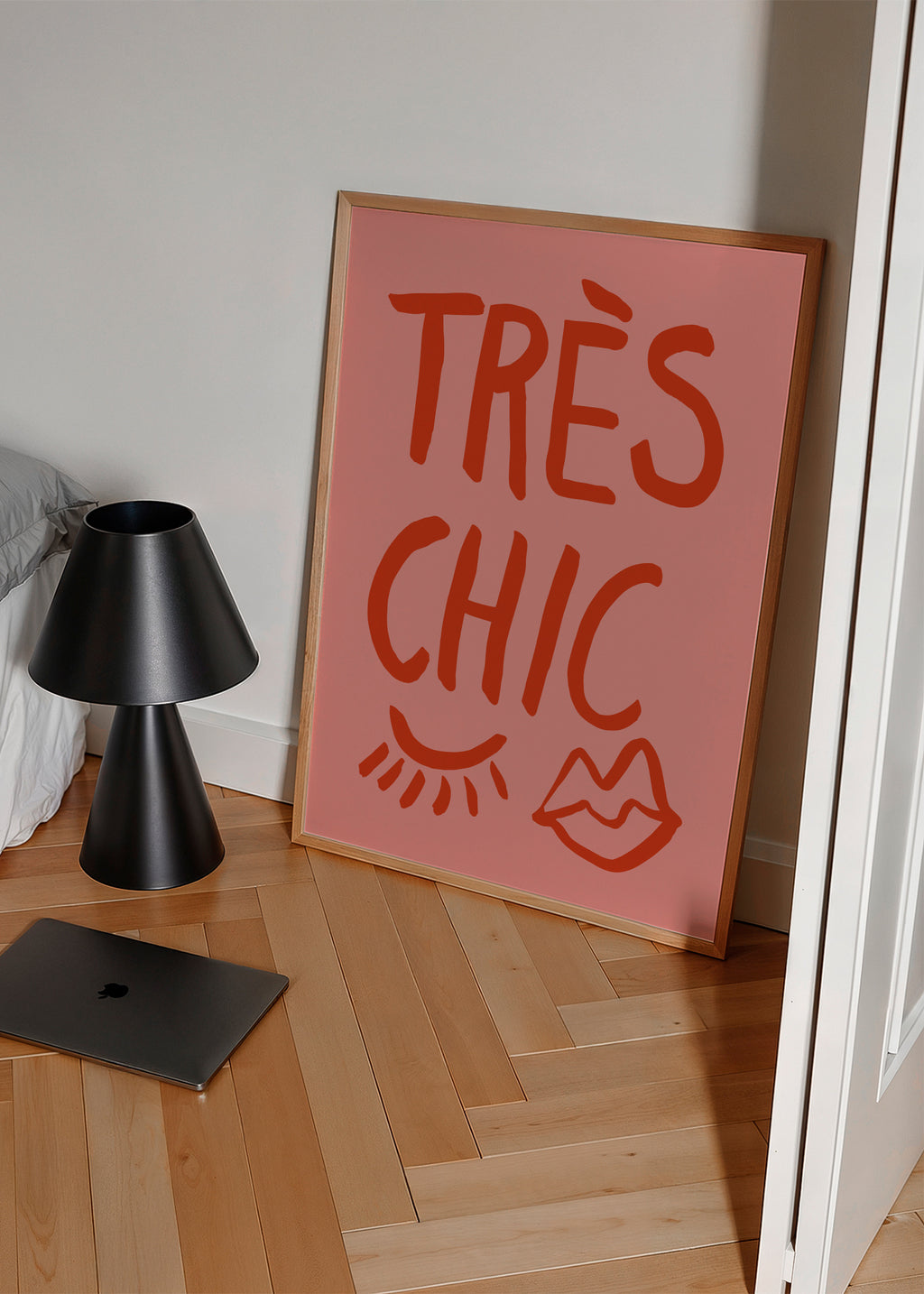 TrAus Chic Pink - Framed poster in an interior