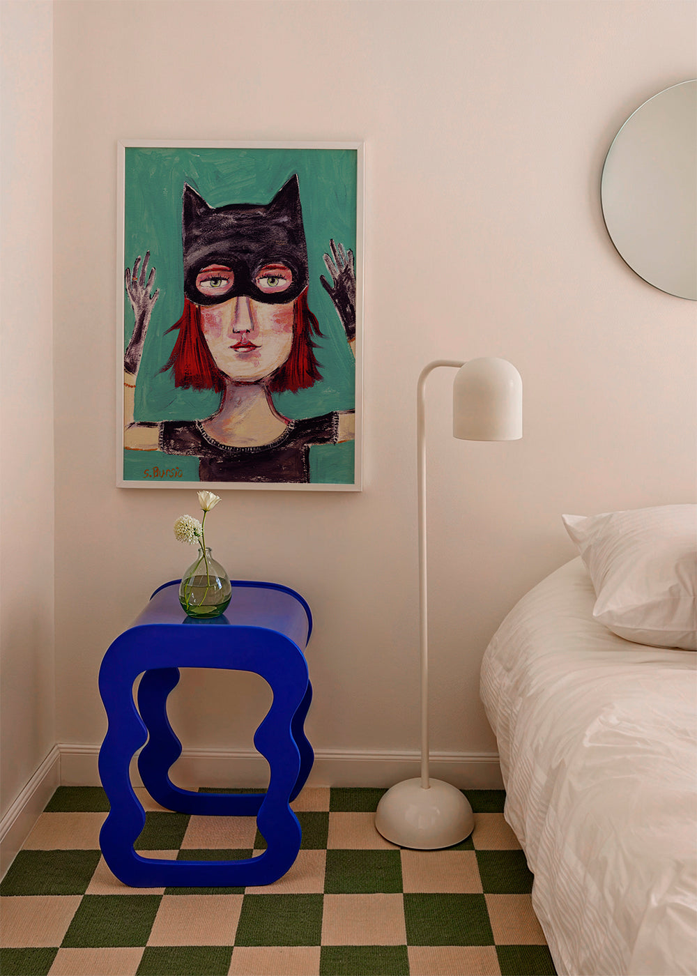 Illustrerat porträtt av kattkvinna med mask