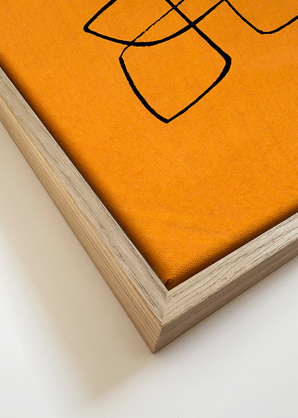 Abstrakt verk svart linje på orange yta