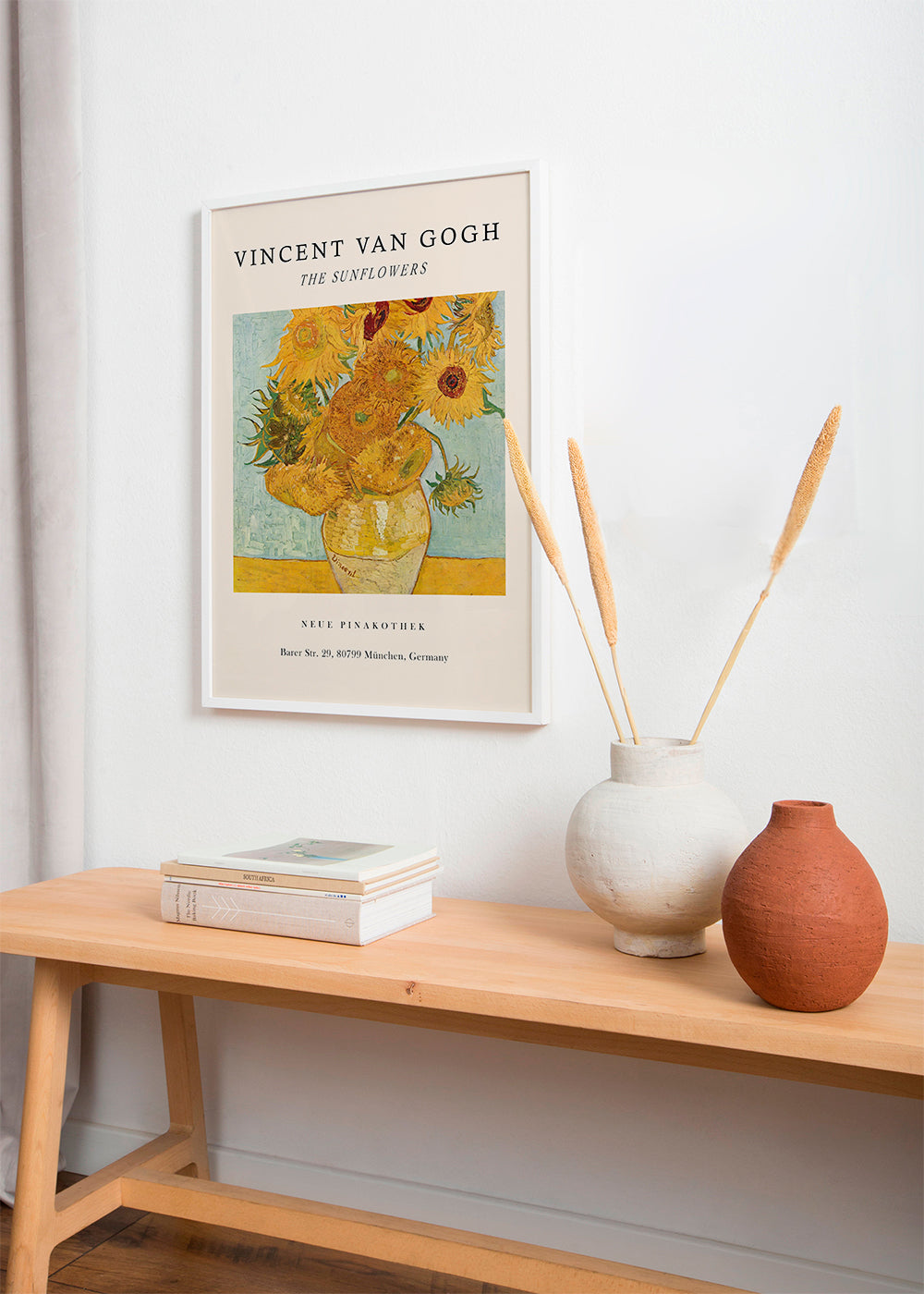 Botanisk poster: Solrosor i gul vas