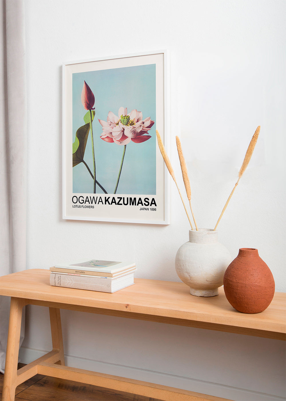 Botanisk poster: rosa lotus mot blå himmel