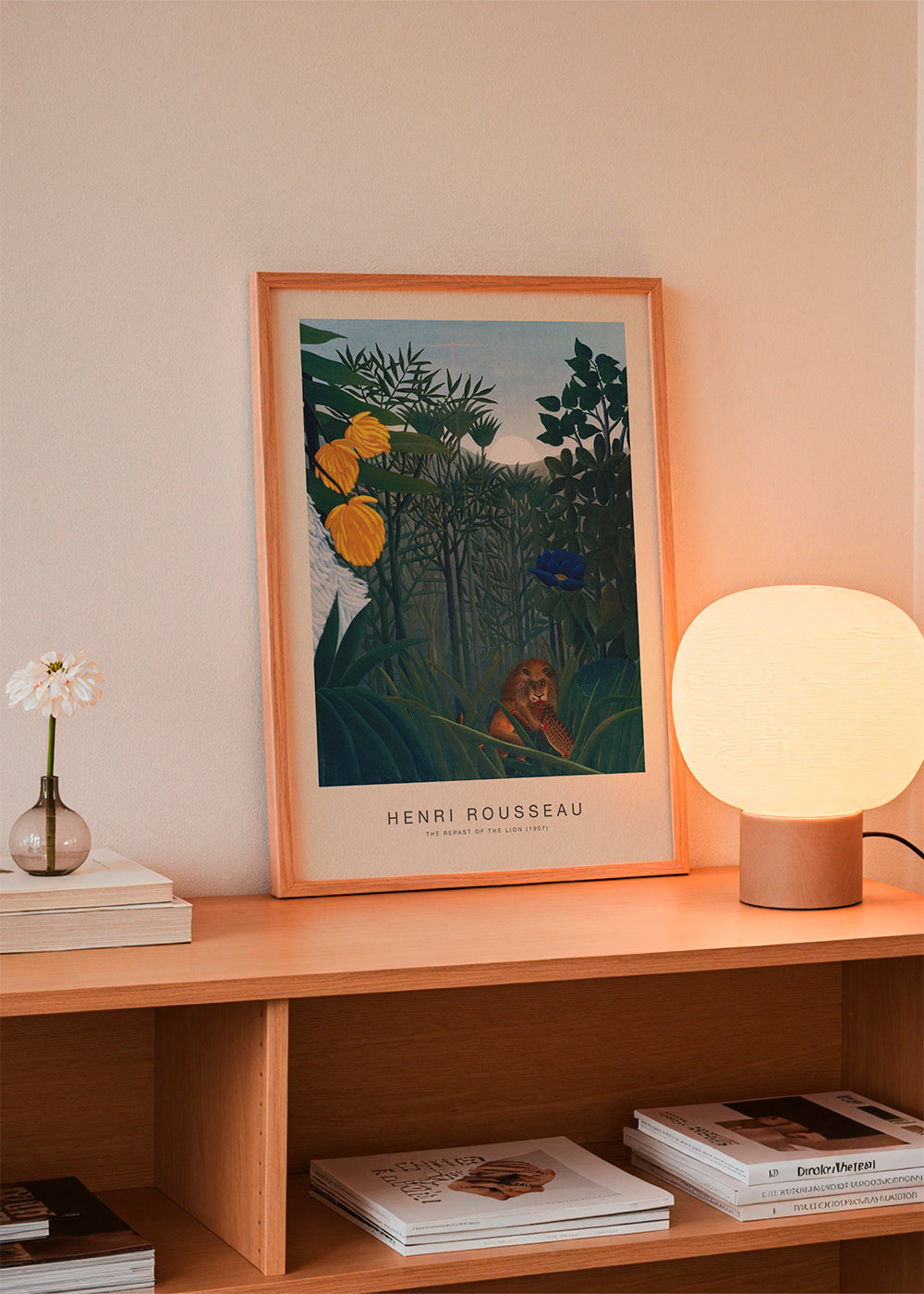 Poster: lejon i djungeln med blommor