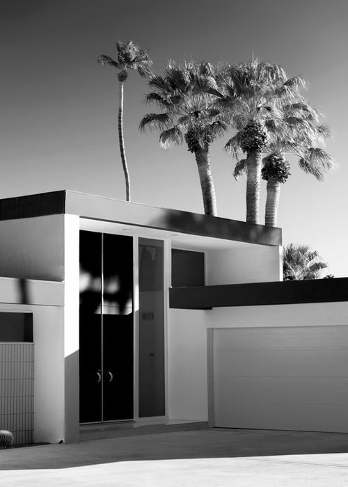 Fotografi av modern Palm Springs-hus i svartvitt