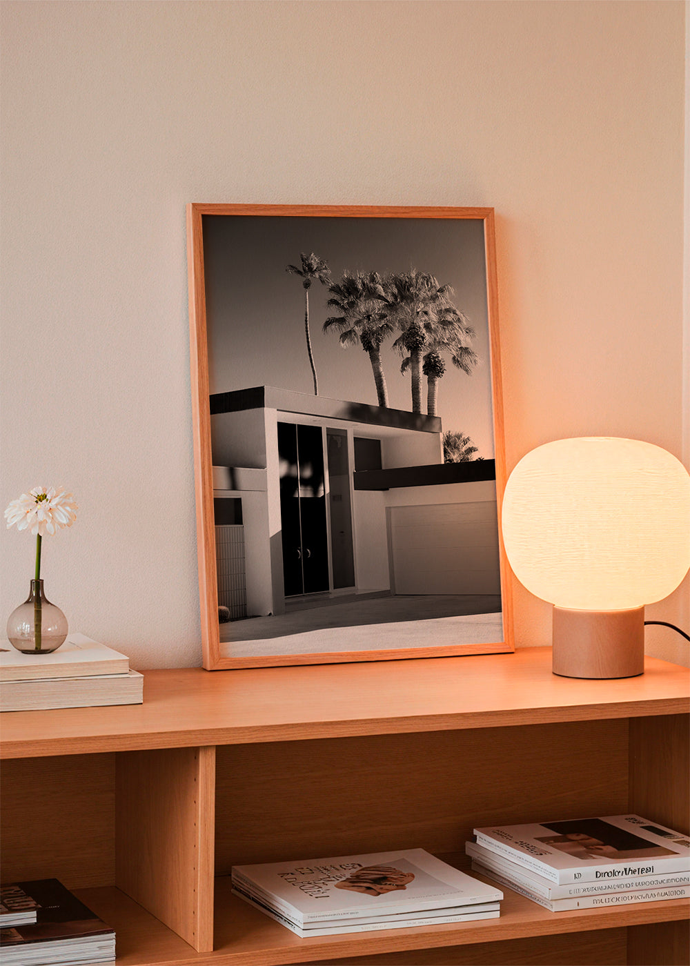 Fotografi av modern Palm Springs-hus i svartvitt