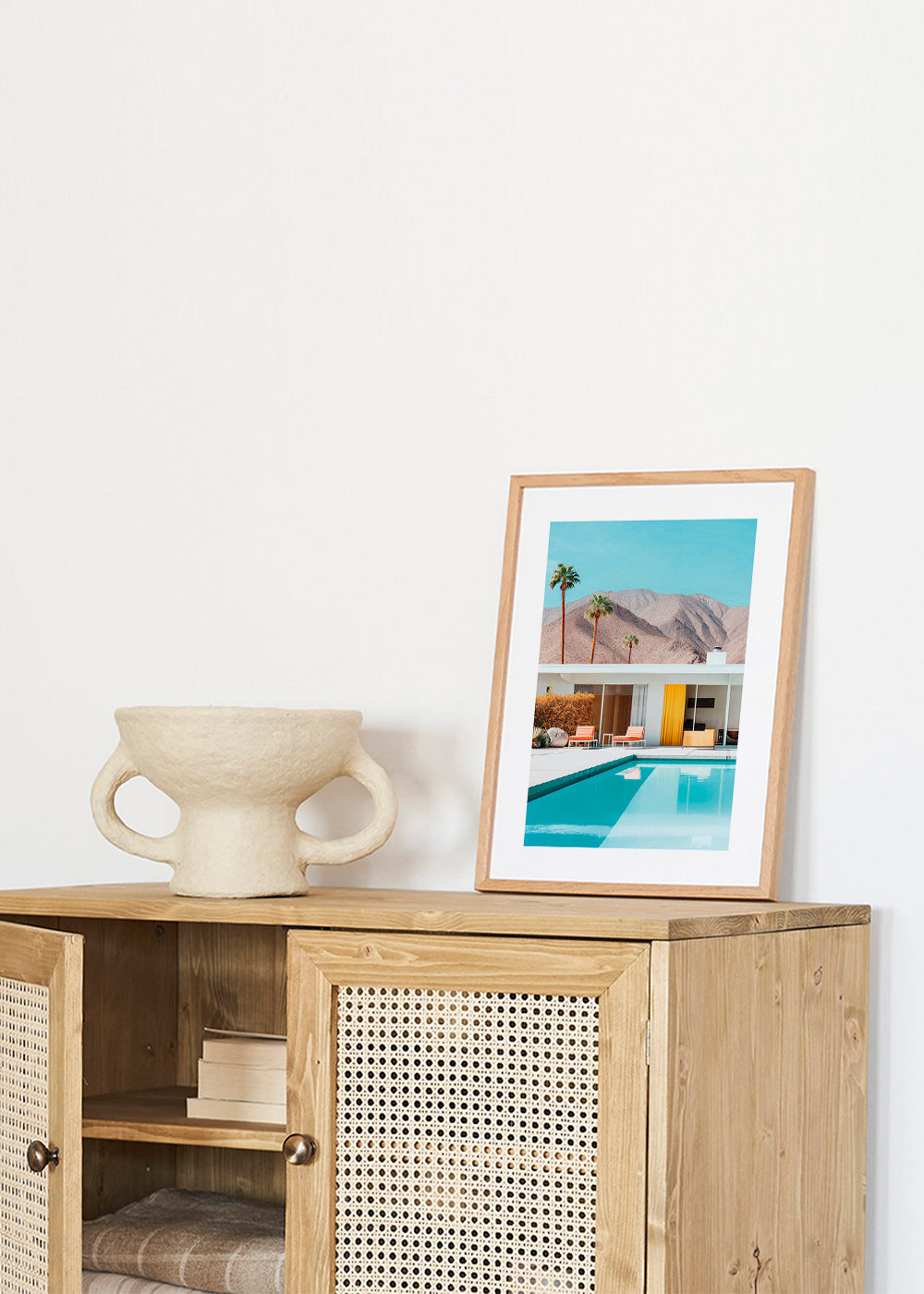 Landskapstavla med pool och palmer – Product1