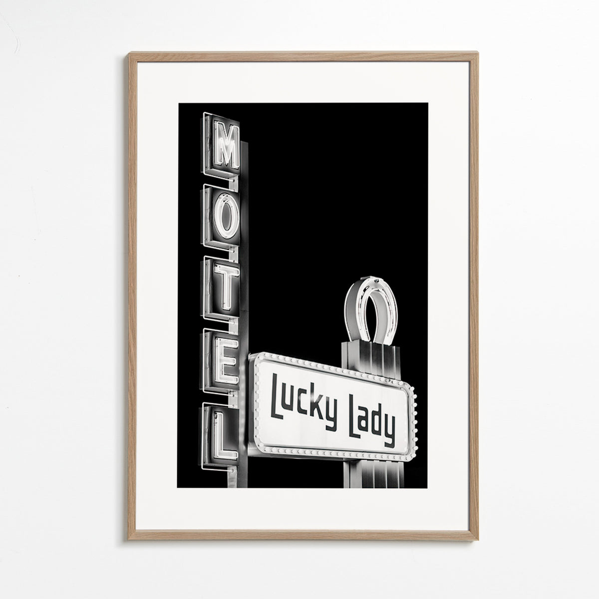 Fotografi Lucky Lady motell neonskylt – Oak Frame
