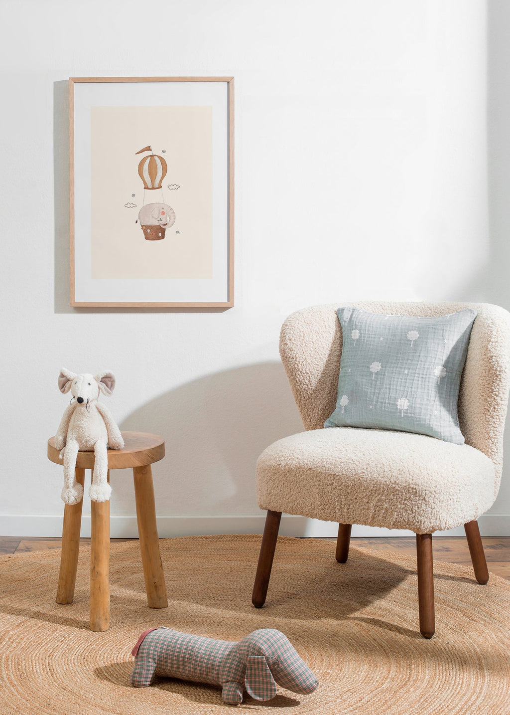Barnposterst elefant i luftballong