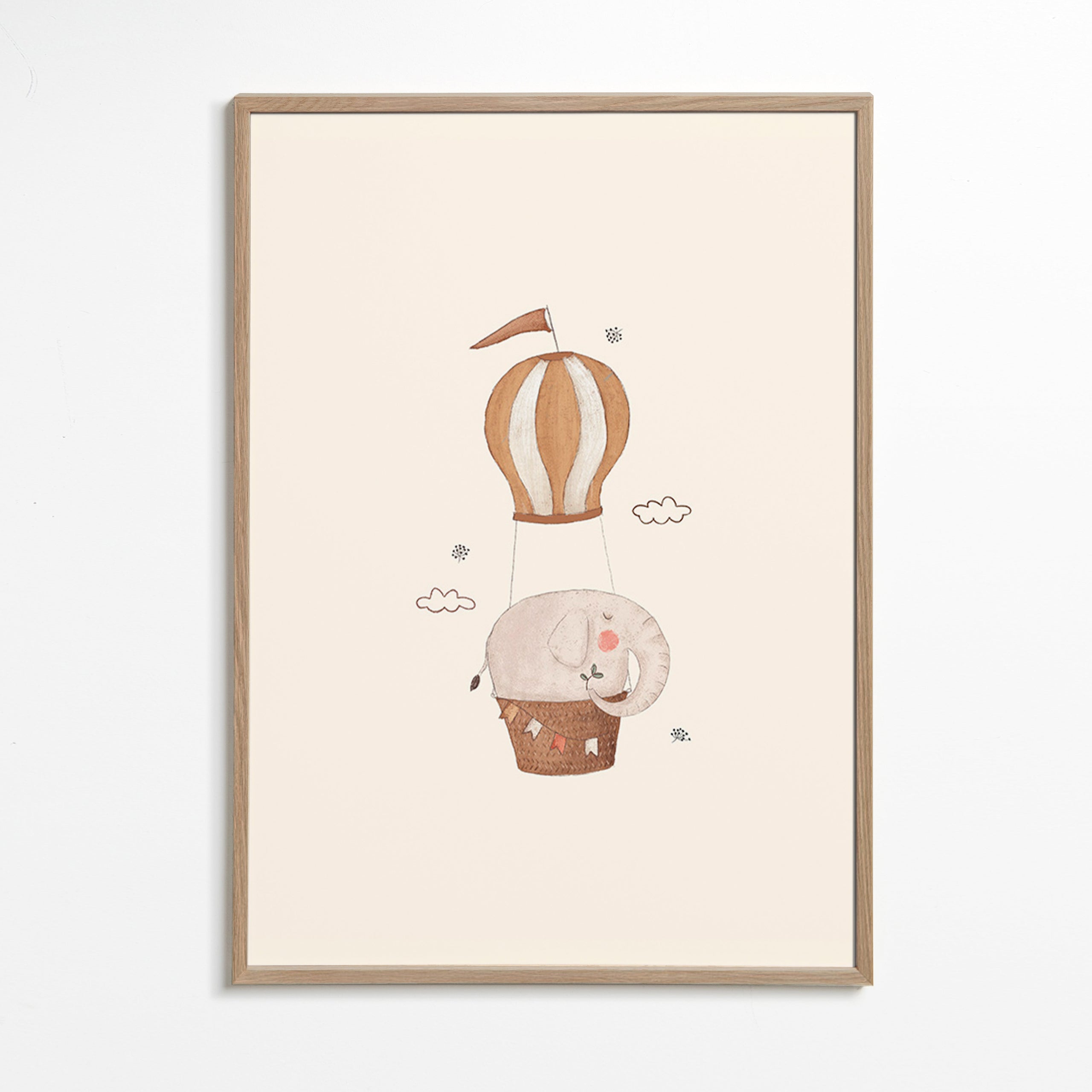 Barnposterst elefant i luftballong