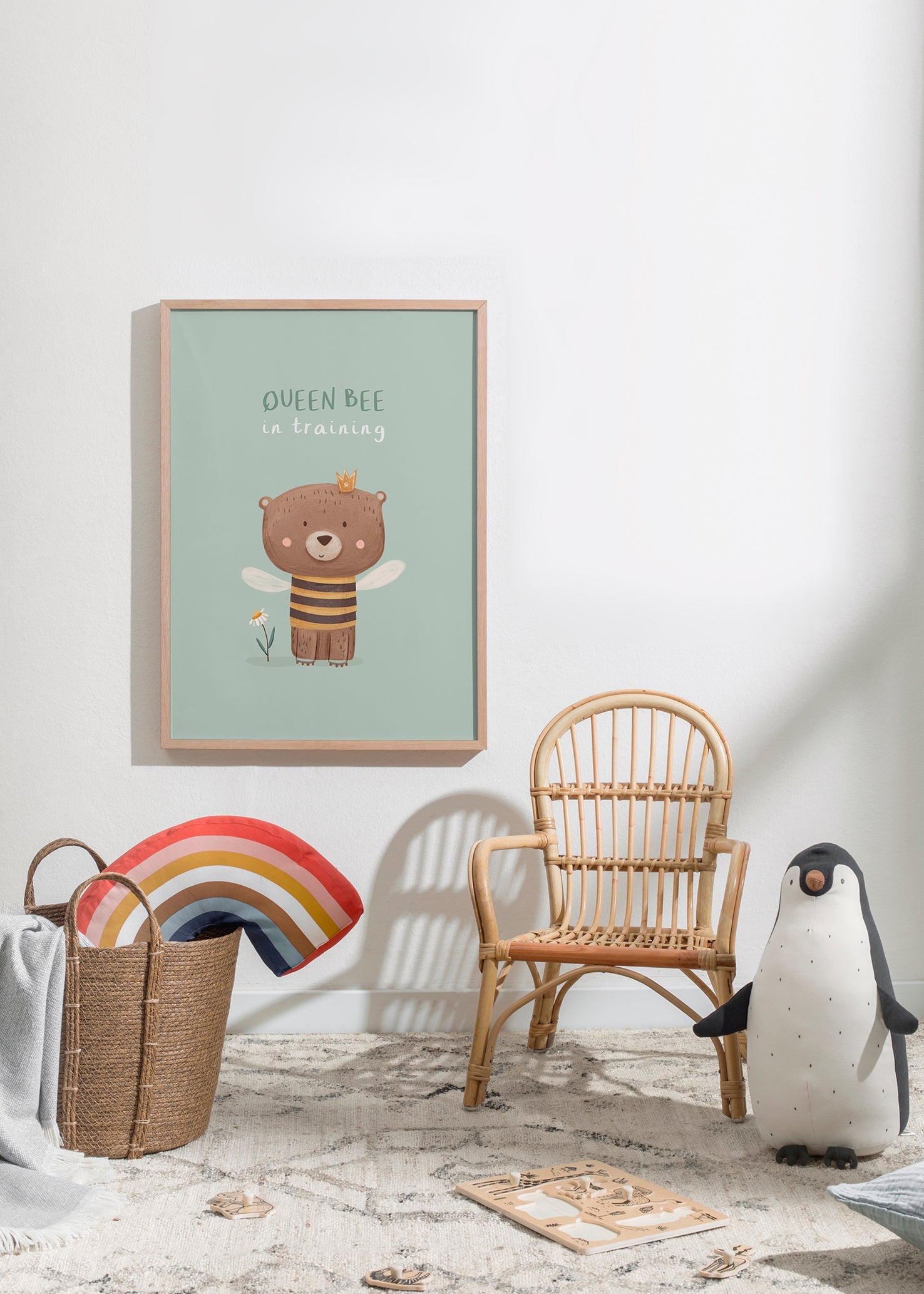 Barnposter Björn 'Queen Bee' med krona