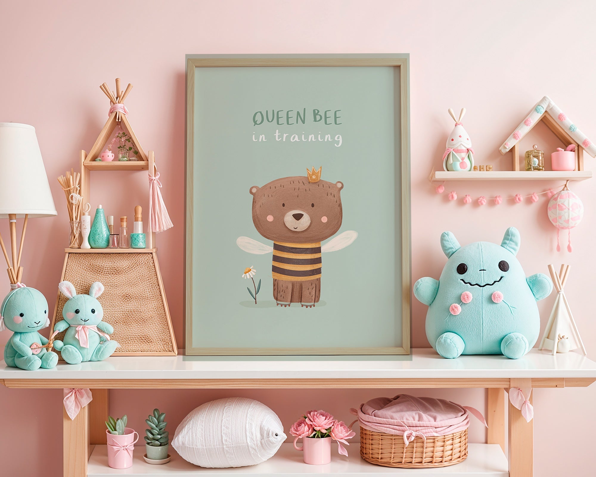 Barnposter Björn 'Queen Bee' med krona