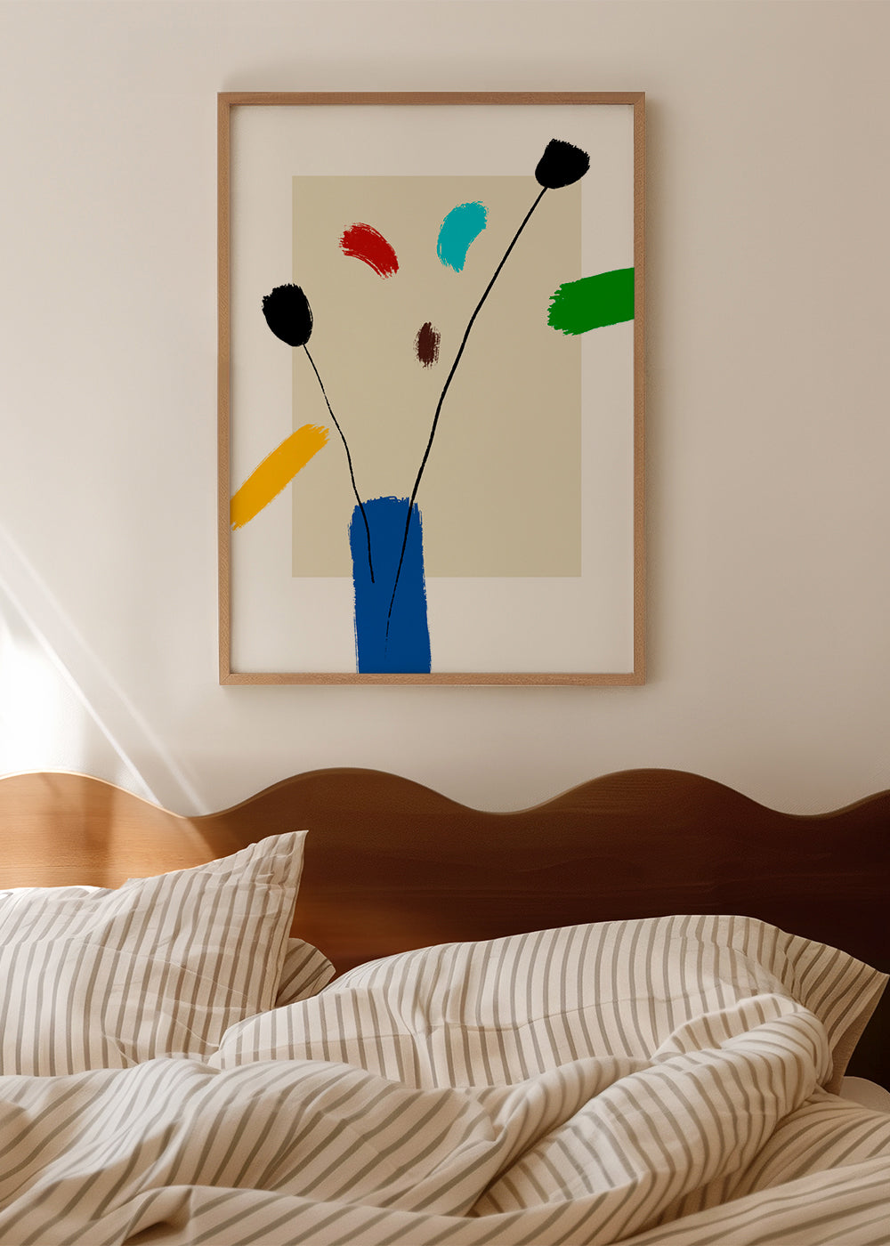 Botanisk poster: Glada blommor i blå vas