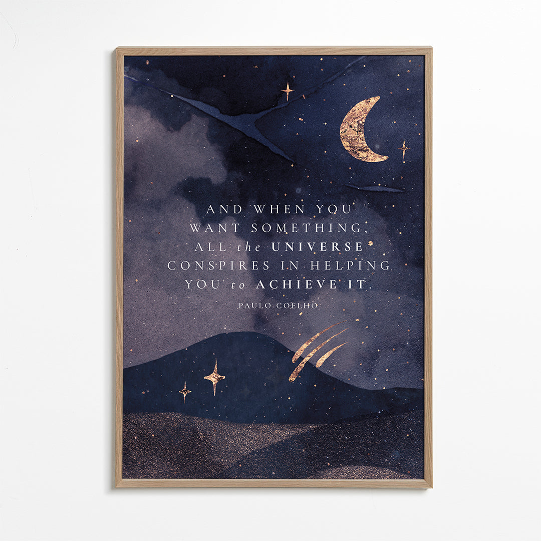 Illustration av månupplyst universum med citat