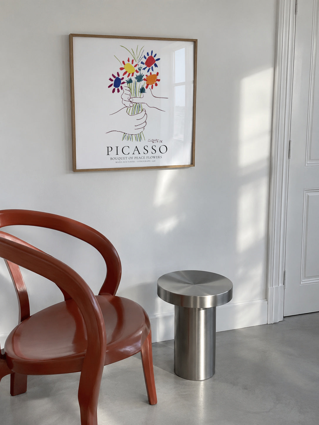 Pablo Picasso Bouquet Of Peace II - Framed poster in an interior