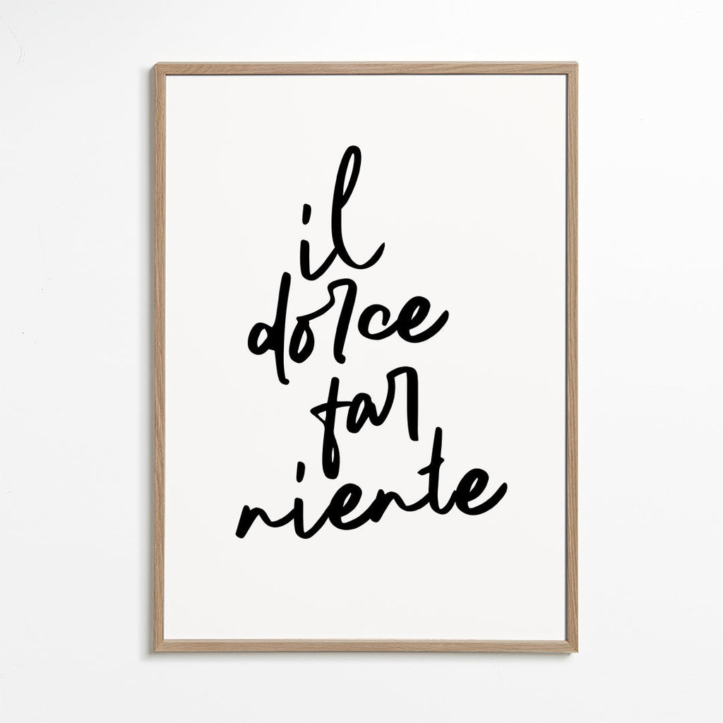 Minimalistisk poster il dolce far niente typografi
