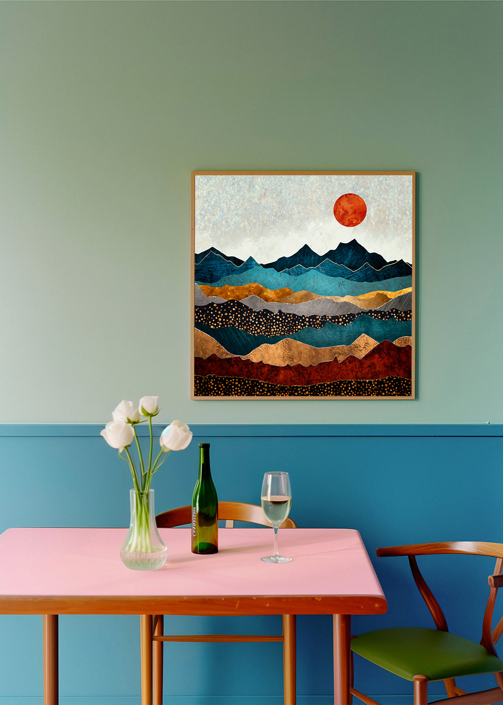 Landskapskonst med lager av berg och bärnsten-sol