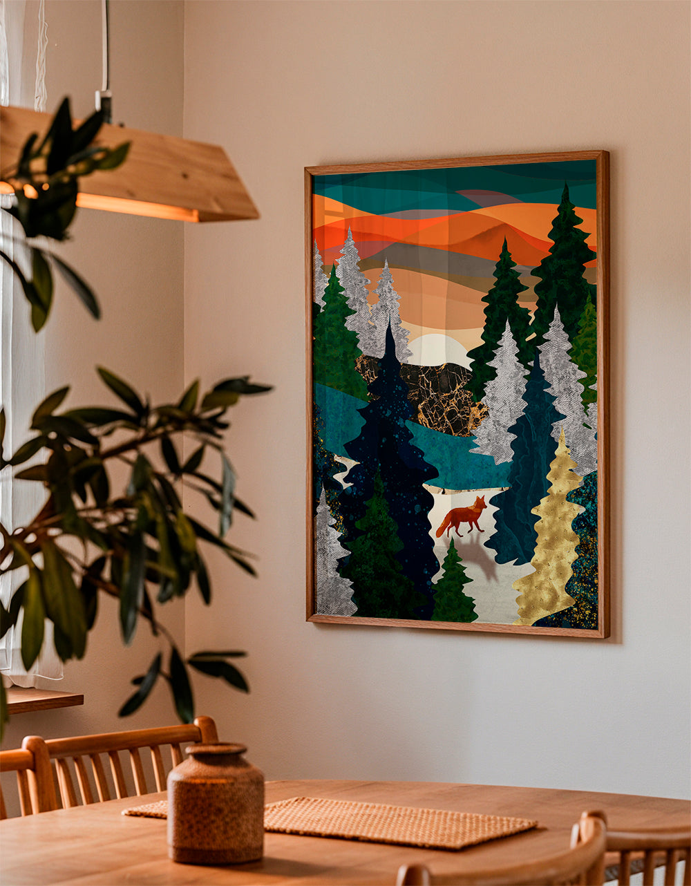 Räv i stiliserad skog