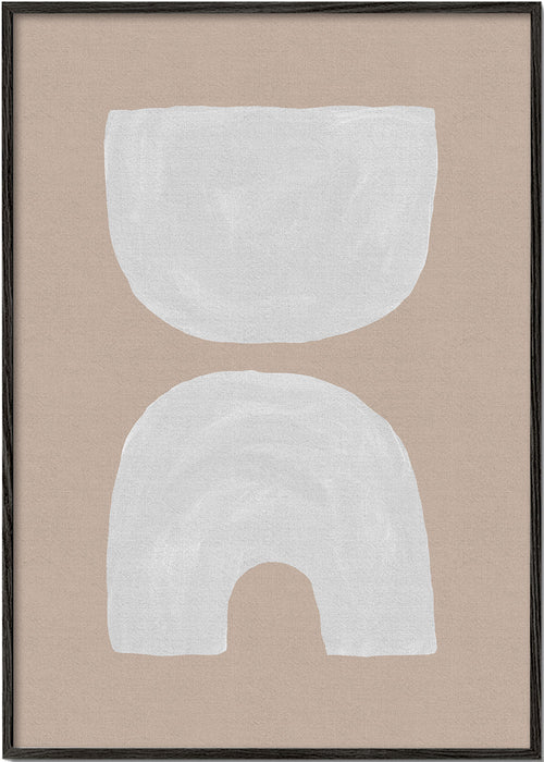 Minimalistiska vita former på beige bakgrund
