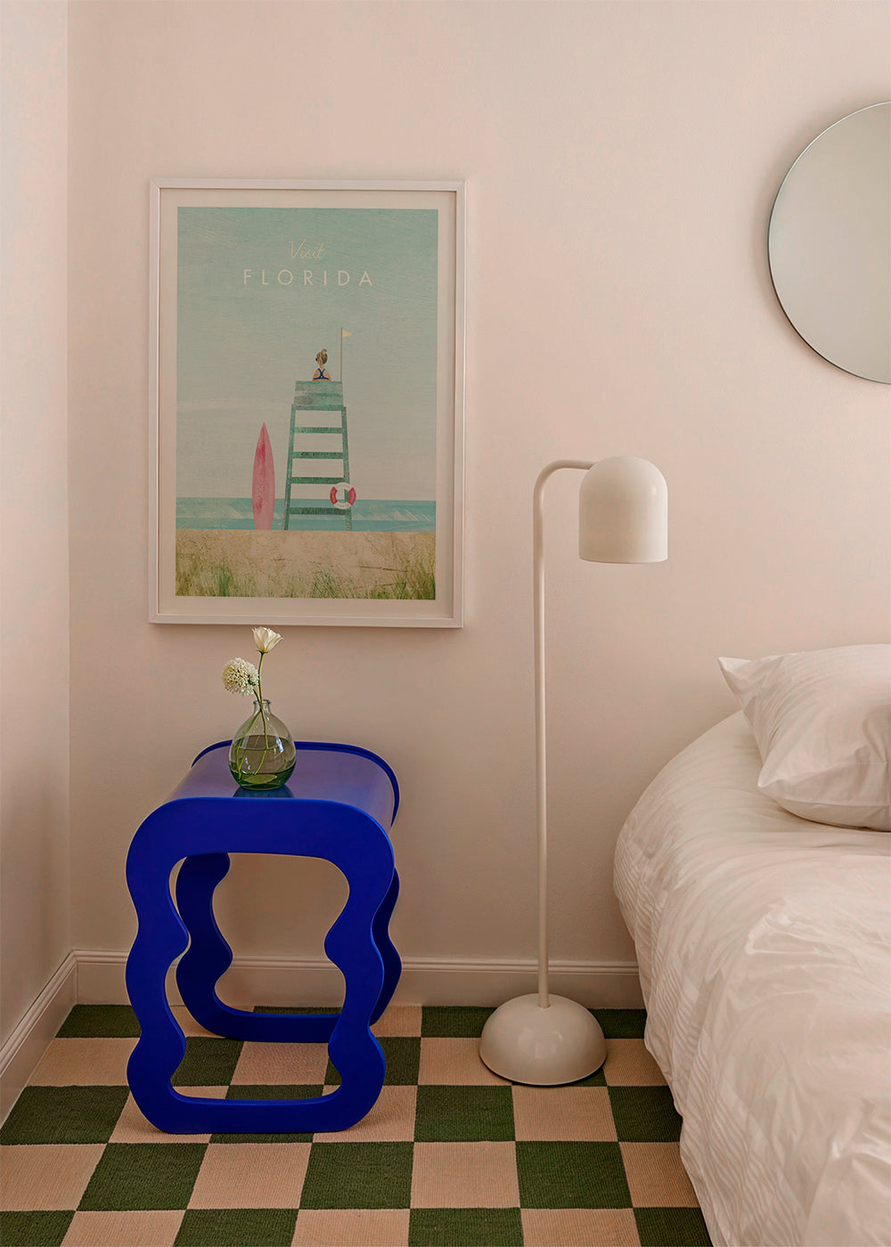 Illustration Florida strand med livvaktstorn och surfbräda