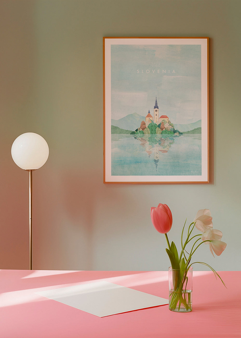 Stadsposter Slovenien: ö med kyrka och spegling