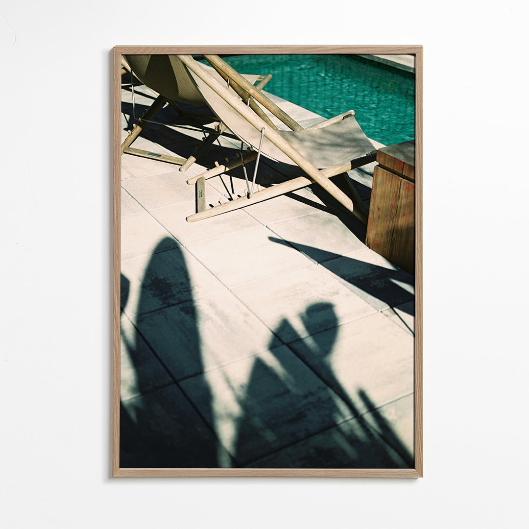 Poolfotografi med skulpturala skuggor