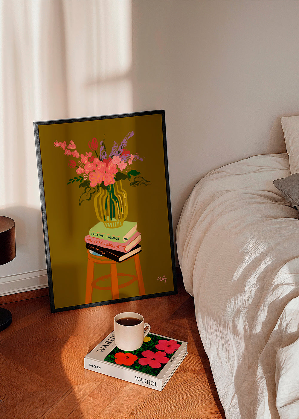 Botanisk poster: vas med blommor på böcker