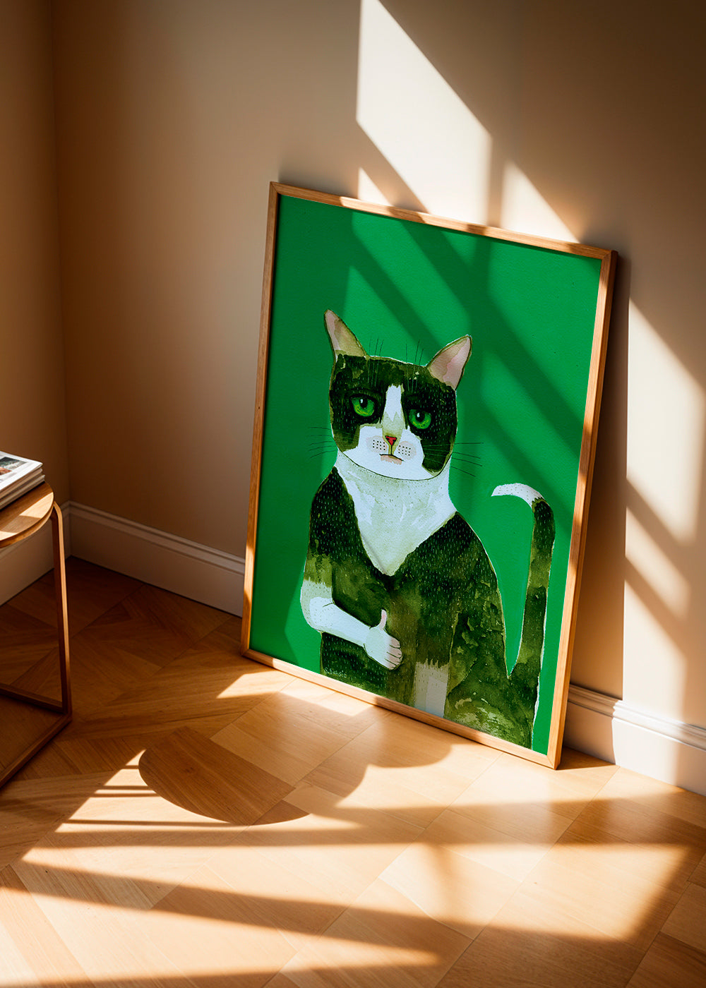 Tuxedo kattkonst med tumme upp