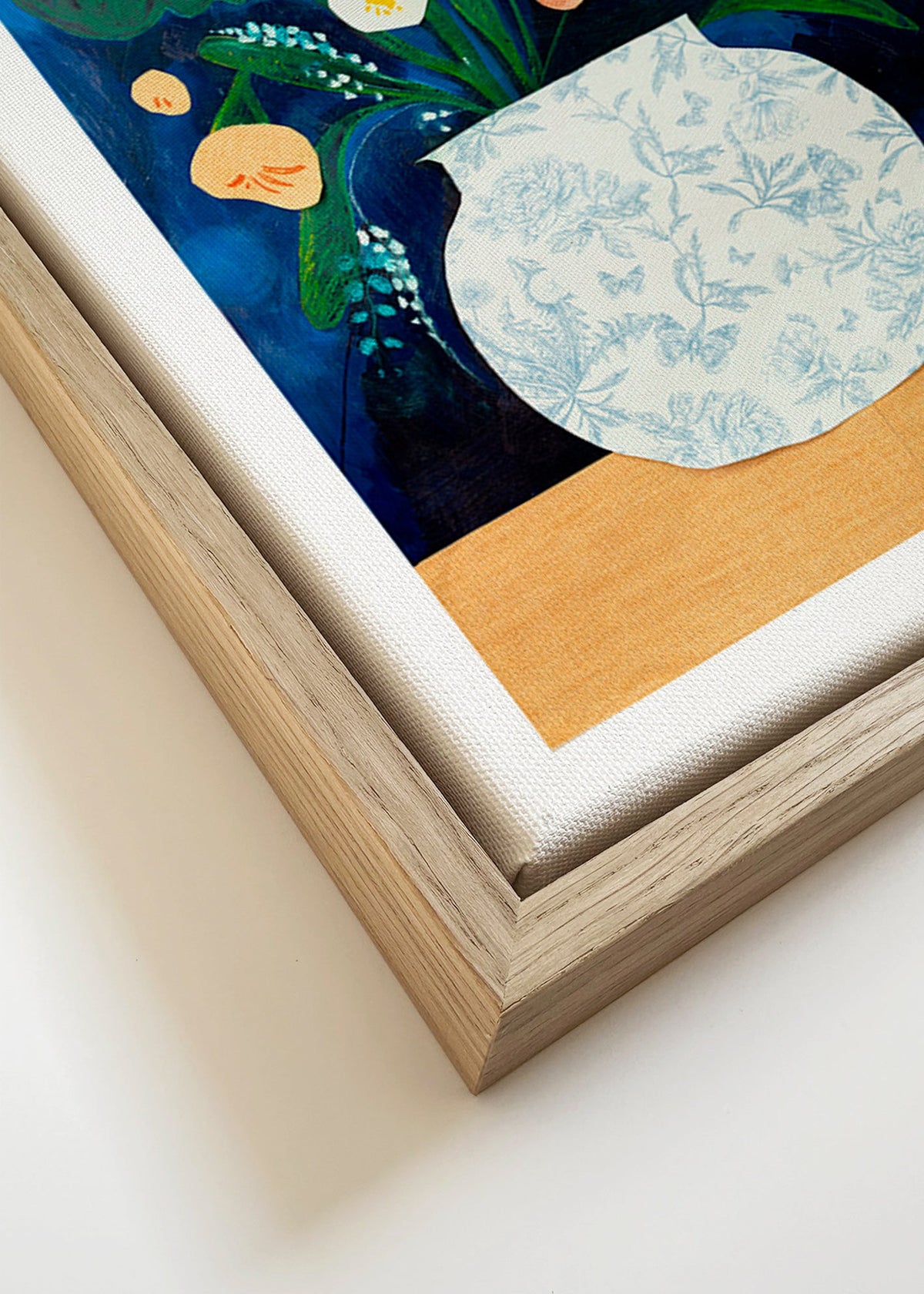 Botaniskt tryck med bukett i vas – Canvas detail