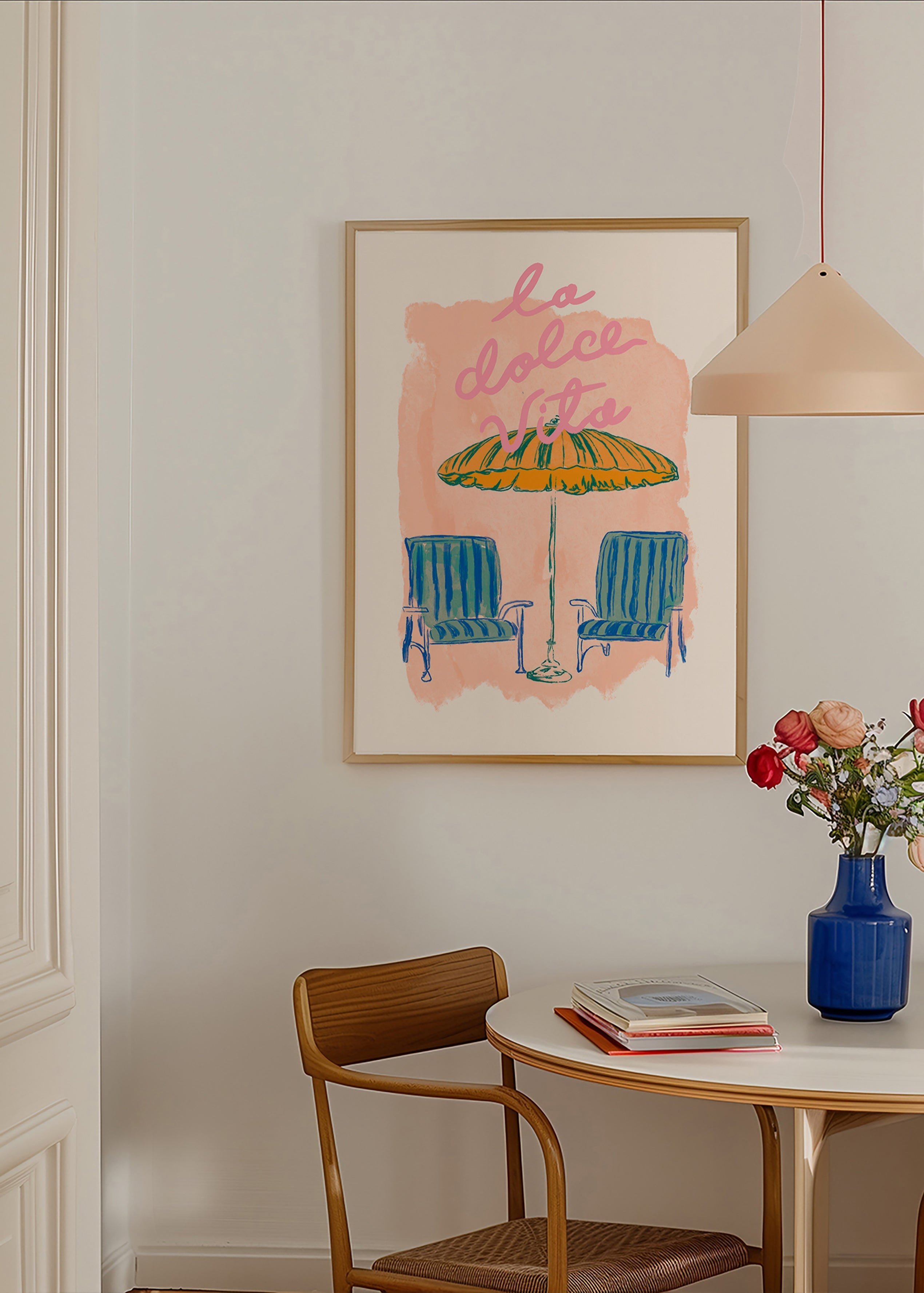 Illustration La Dolce Vita parasoll och stolar