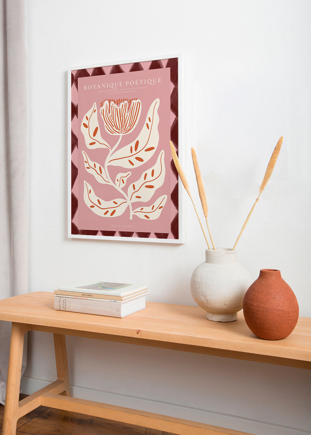 Botanisk poster med stiliserad rosa blomma