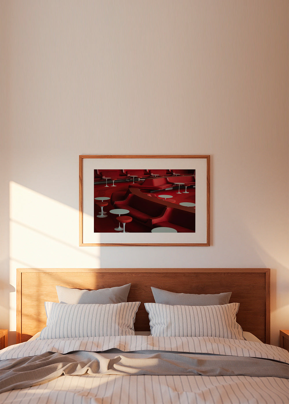 Röd lounge-fotografi med böjda sittplatser