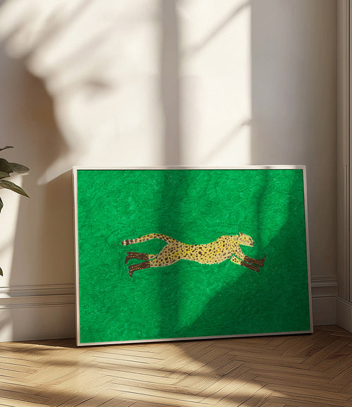 Springande gepard på grön bakgrund – Product1