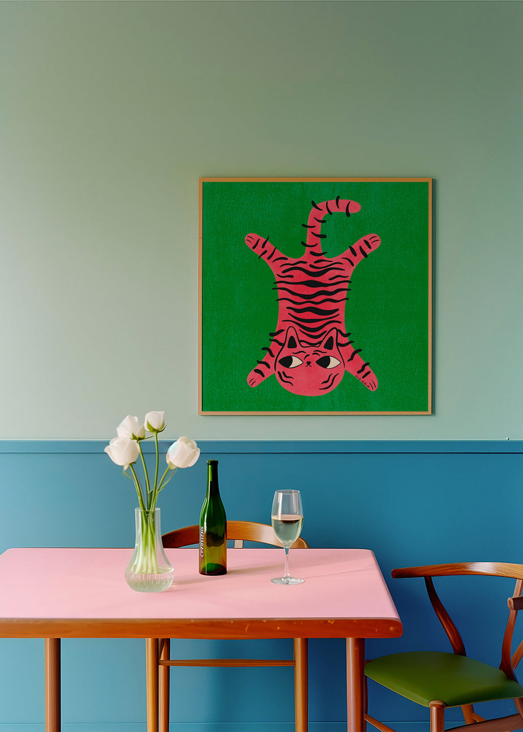 Rosa kattillustration med svarta ränder – Product1