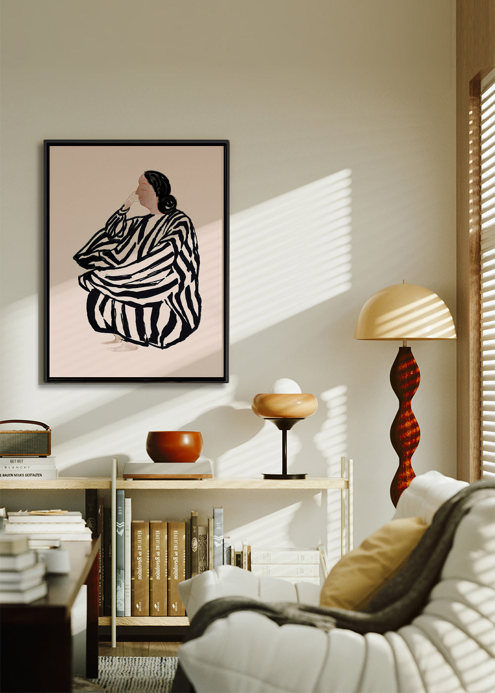 Illustration av sittande kvinna med tydliga ränder – Canvas1