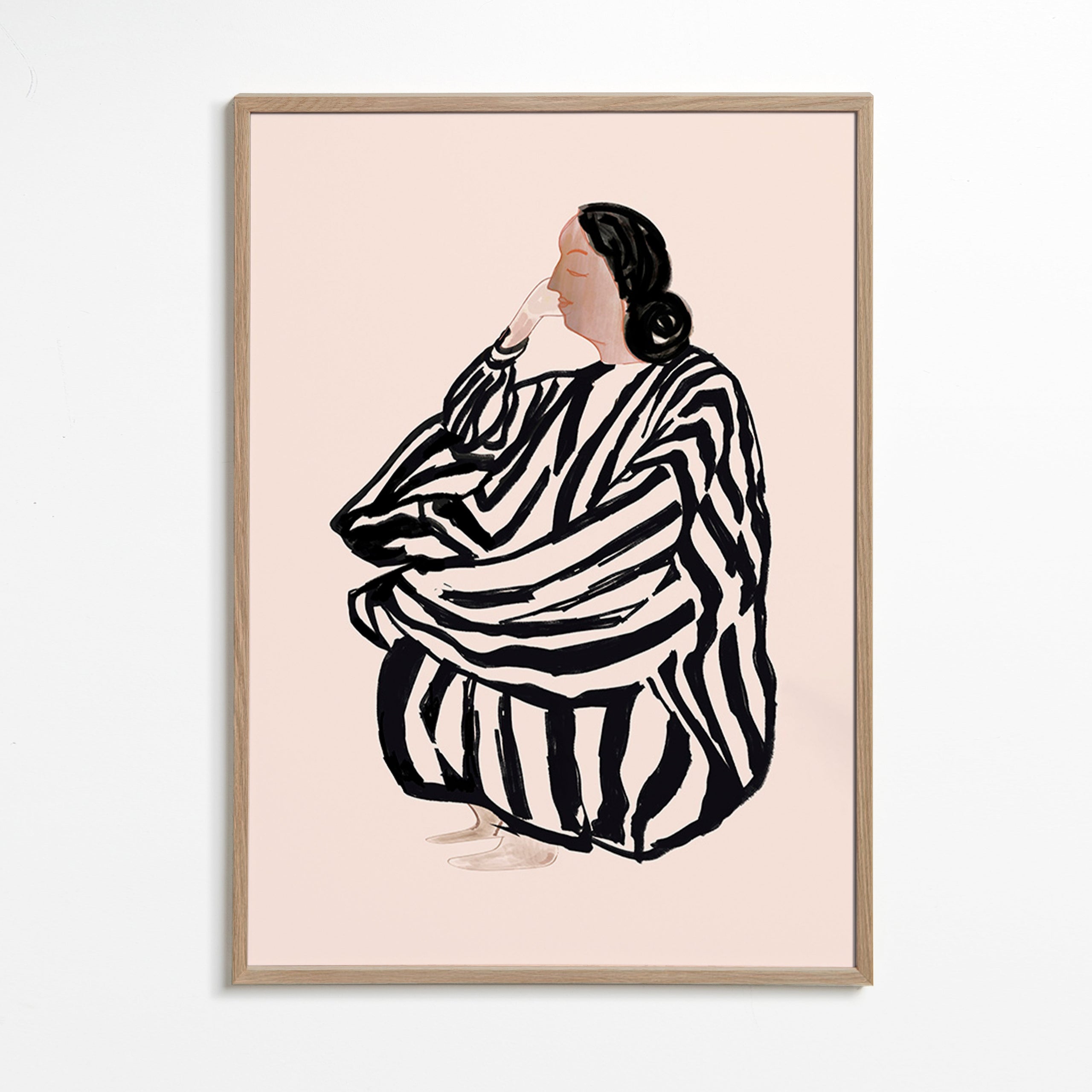 Illustration av sittande kvinna med tydliga ränder – Oak Frame