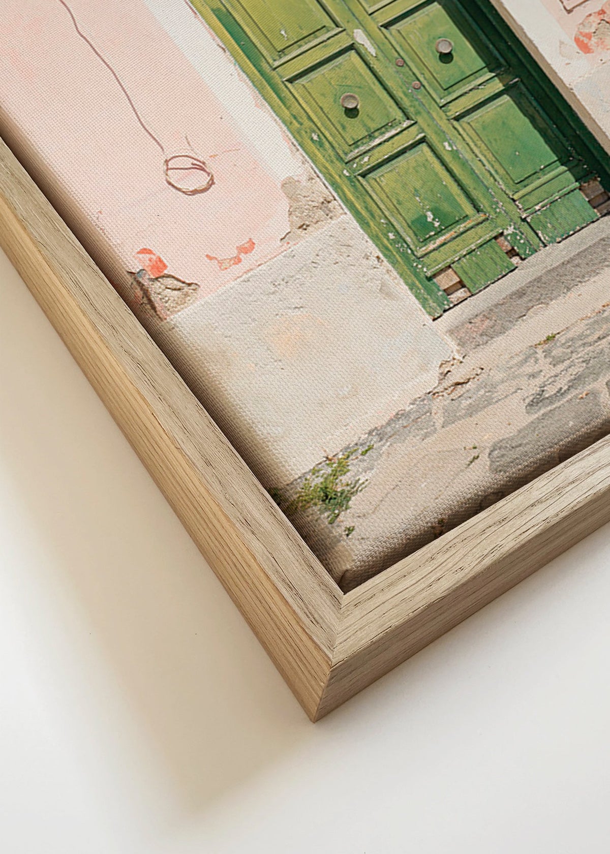Kökskonst: grön dörr mot rosa fasad – Canvas detail