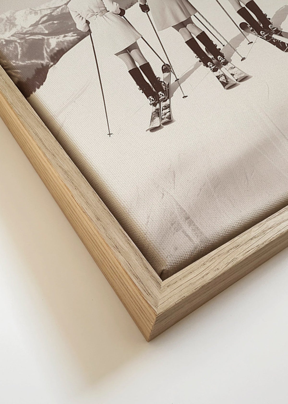 Vintage affisch: skidåkare på rad – Canvas detail