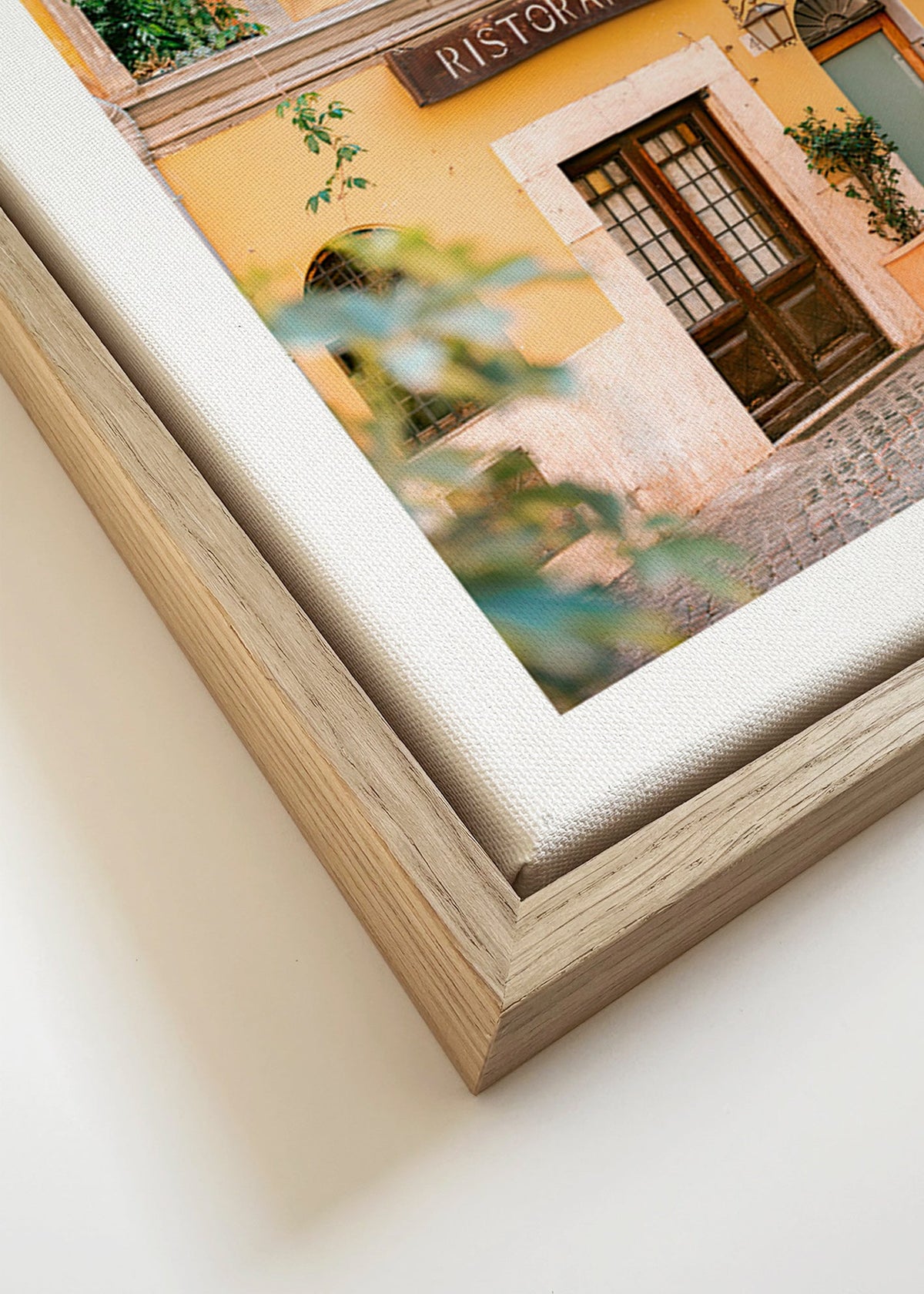 Kökskonst: ristorante-fasad i varm gul – Canvas detail