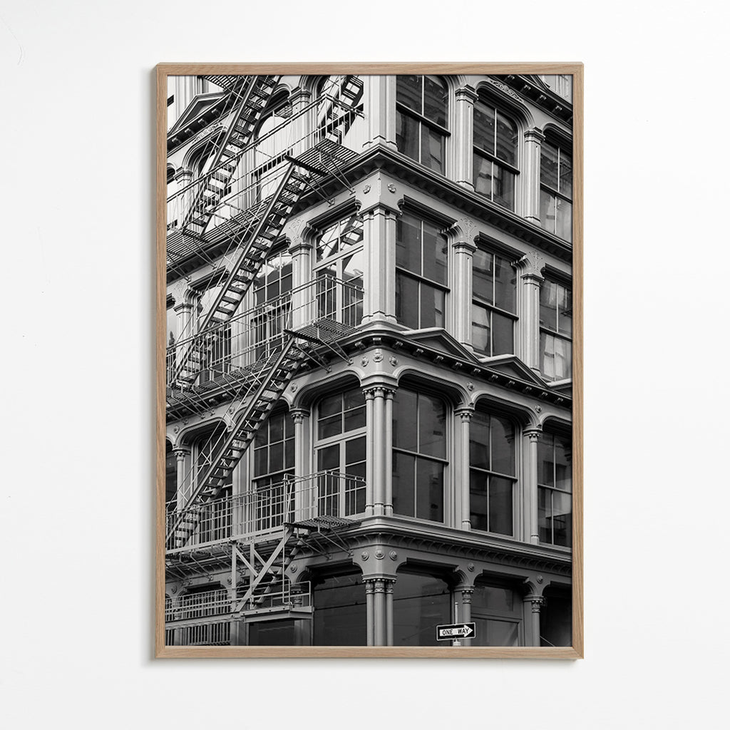 Fotografi av stadshörn med brandstege – Oak Frame