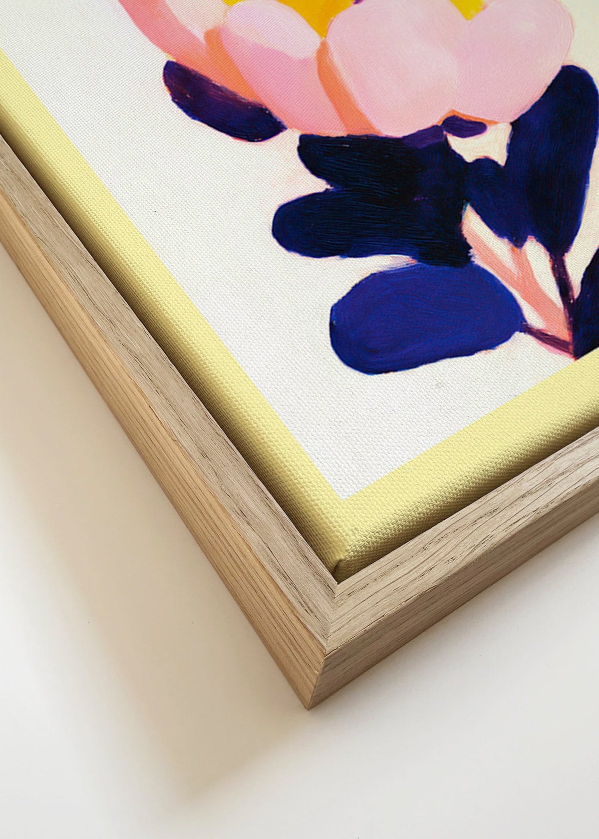 Botanisk poster: rosa blomma med djupblå blad – Canvas detail
