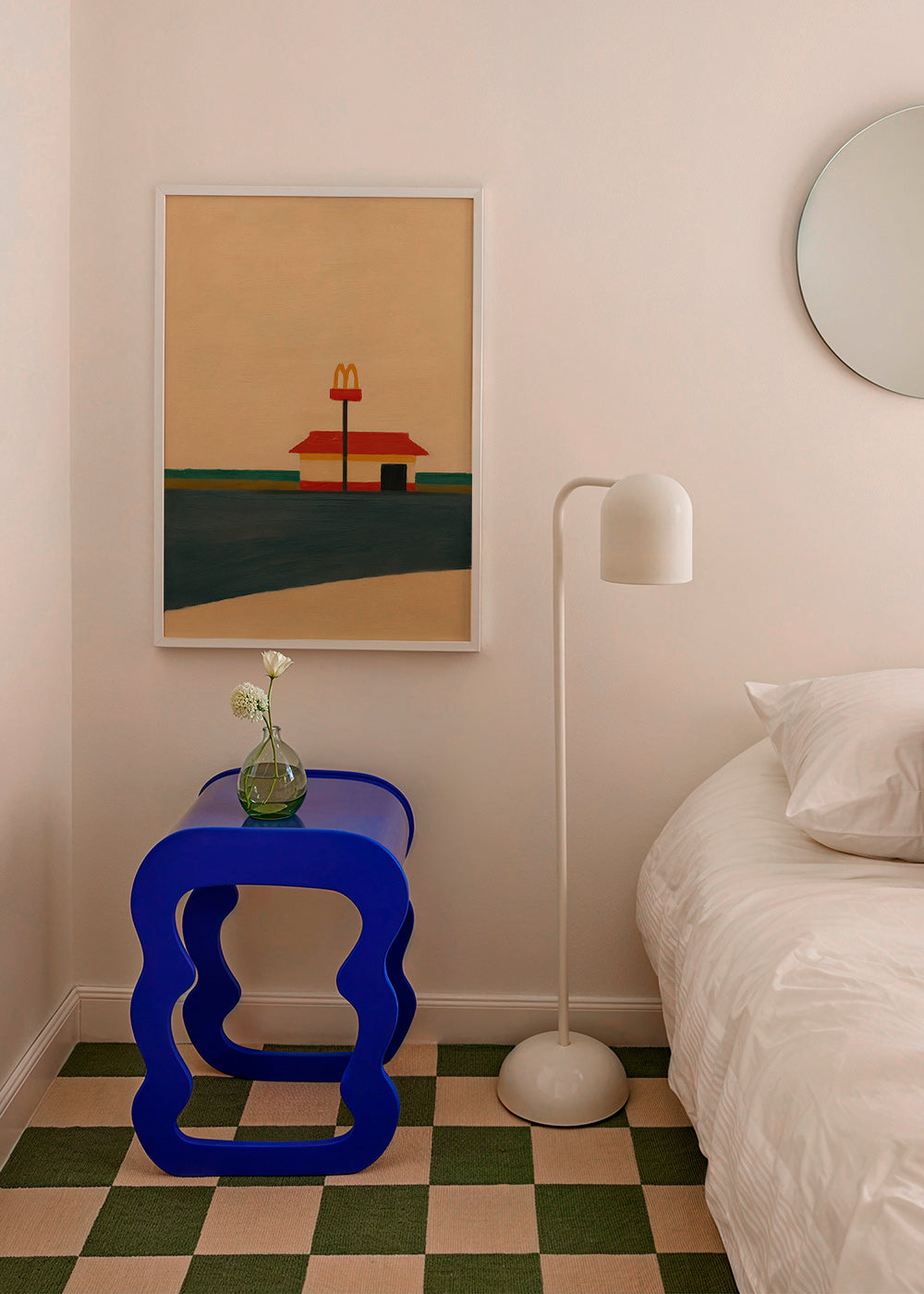 Kökskonst minimalistisk med diner och gyllene båge – Product3