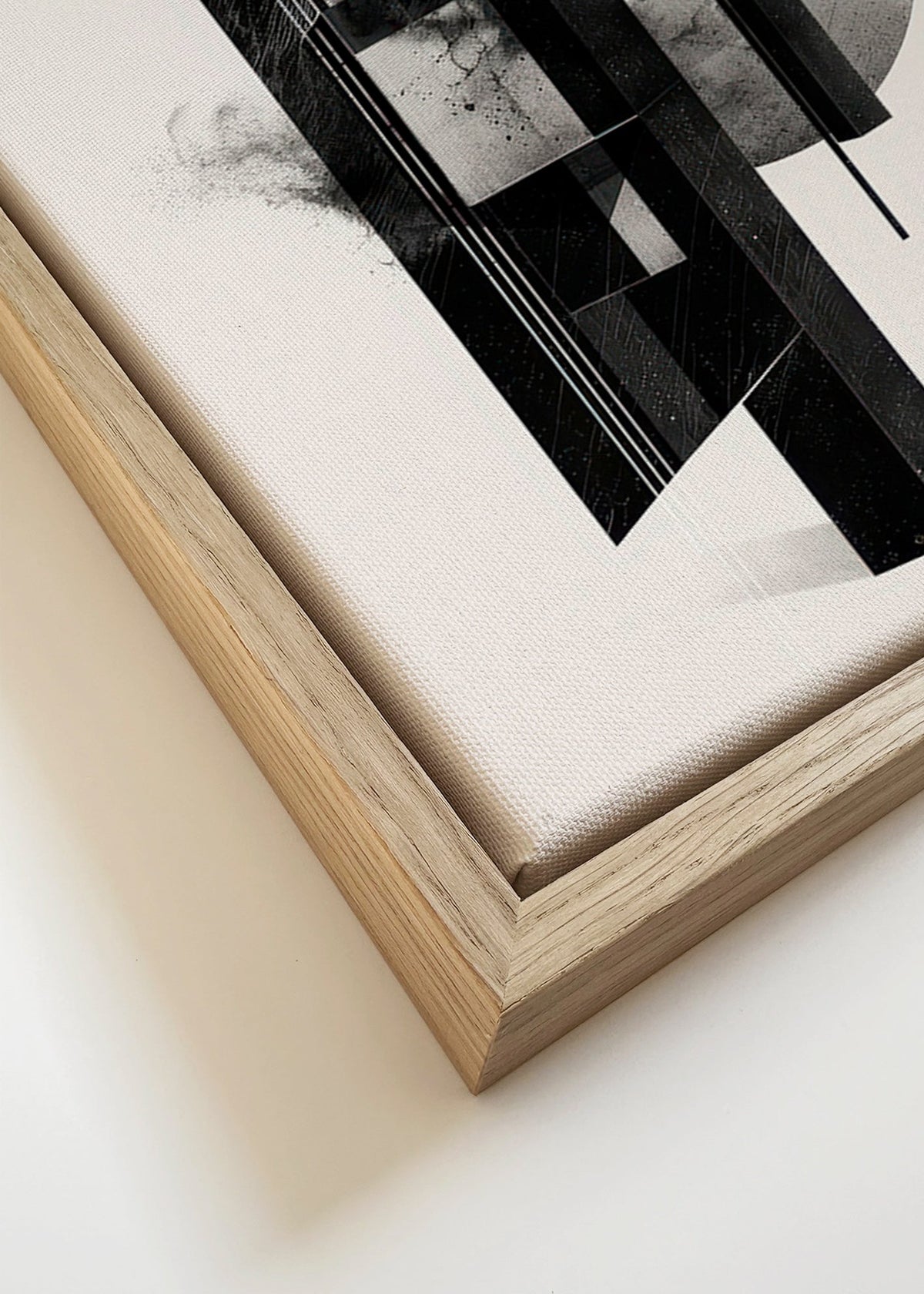 Svartvit monolitgeometri – Canvas detail
