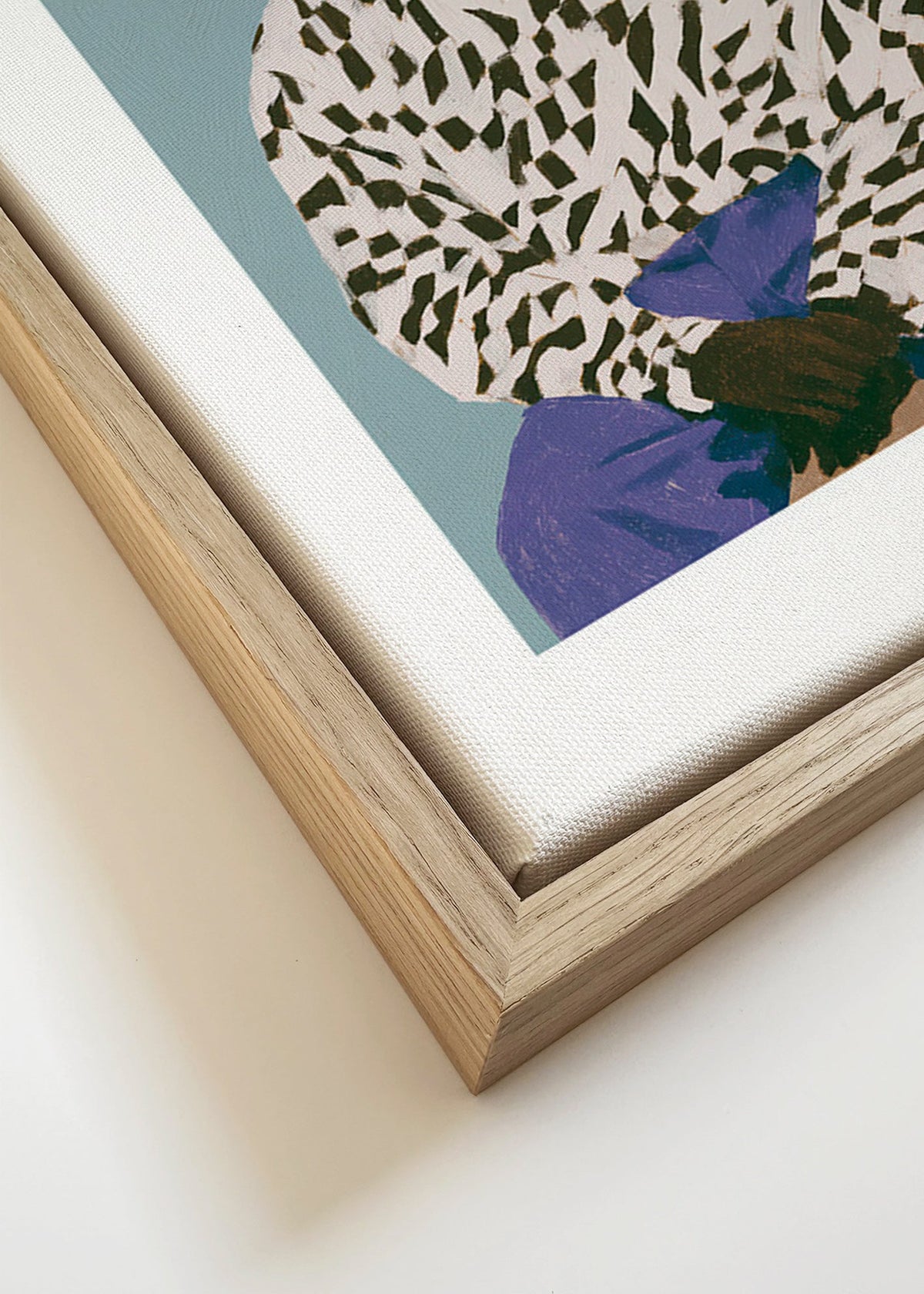 Illustration av sittande figur i mönstrad skjorta – Canvas detail