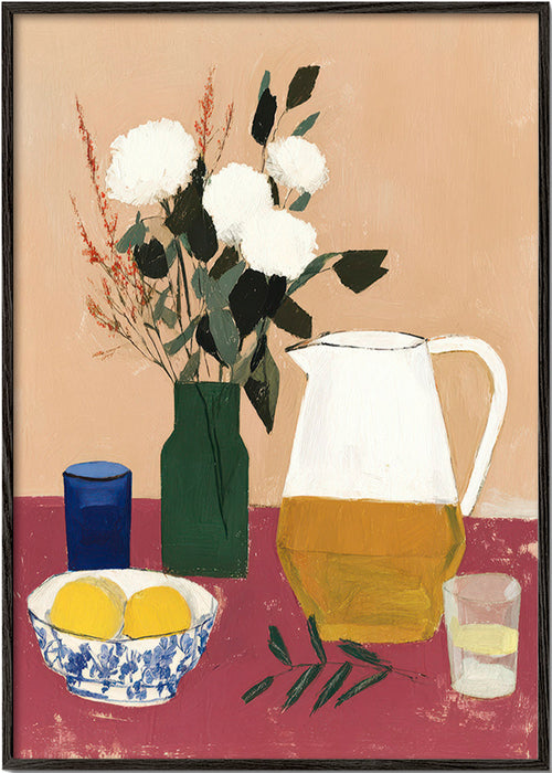 Kökskonst med kanna och vita blommor – Black Frame