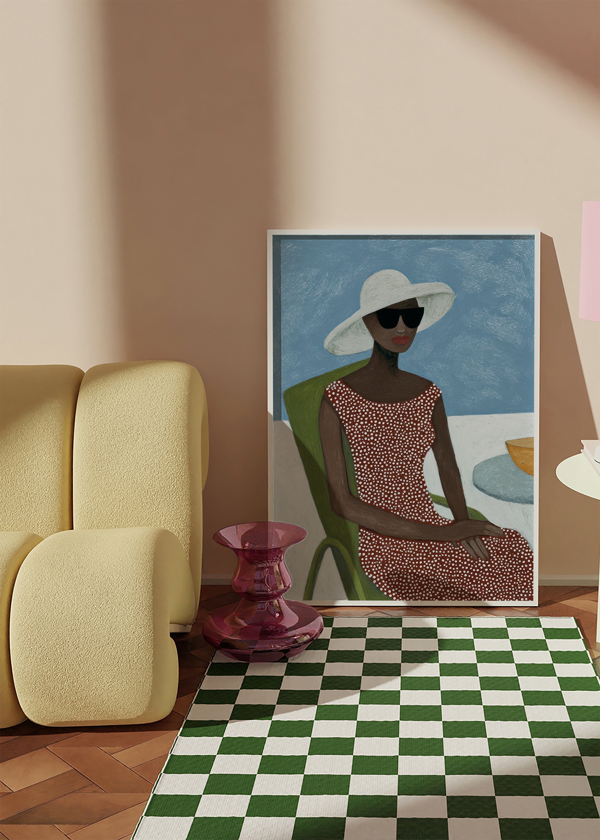 Illustration kvinna med solhatt och grön stol – Product1